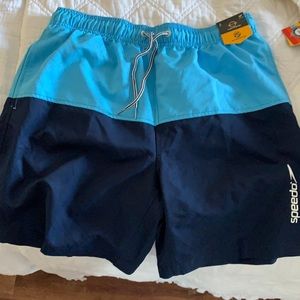 Men’s swim shorts
